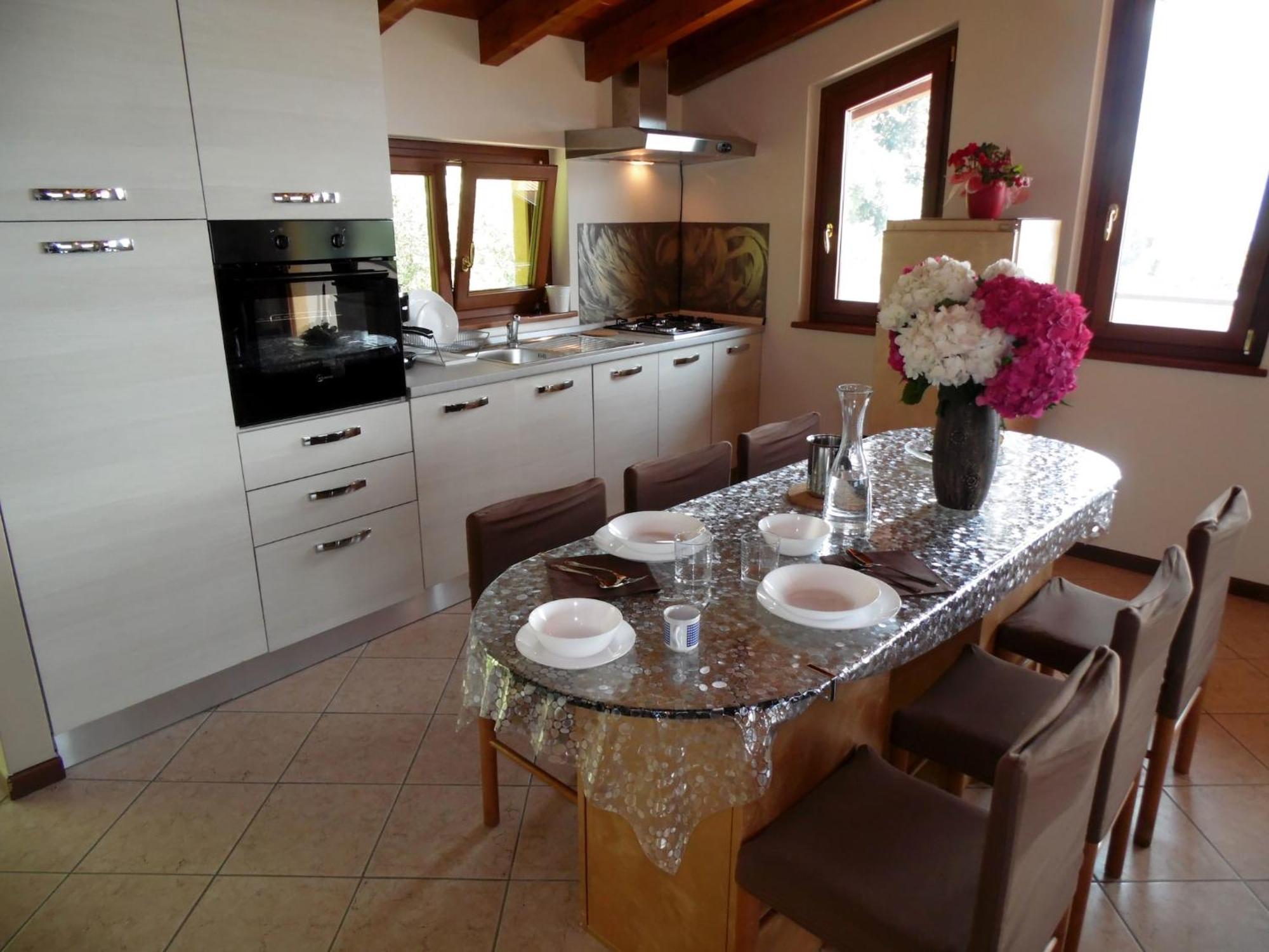 Villa In Pisogne With Pool Garden And Lake View ภายนอก รูปภาพ