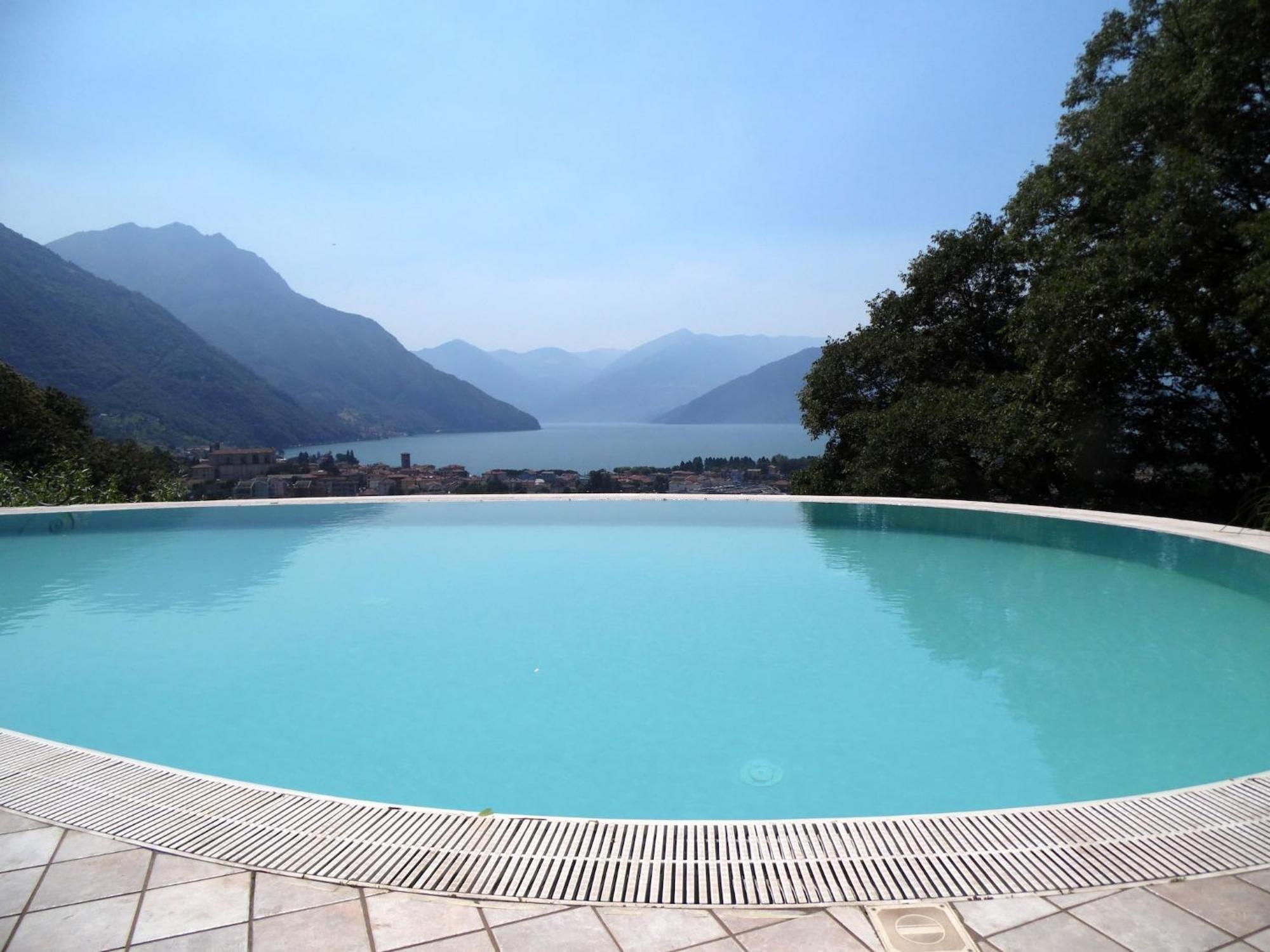 Villa In Pisogne With Pool Garden And Lake View ภายนอก รูปภาพ